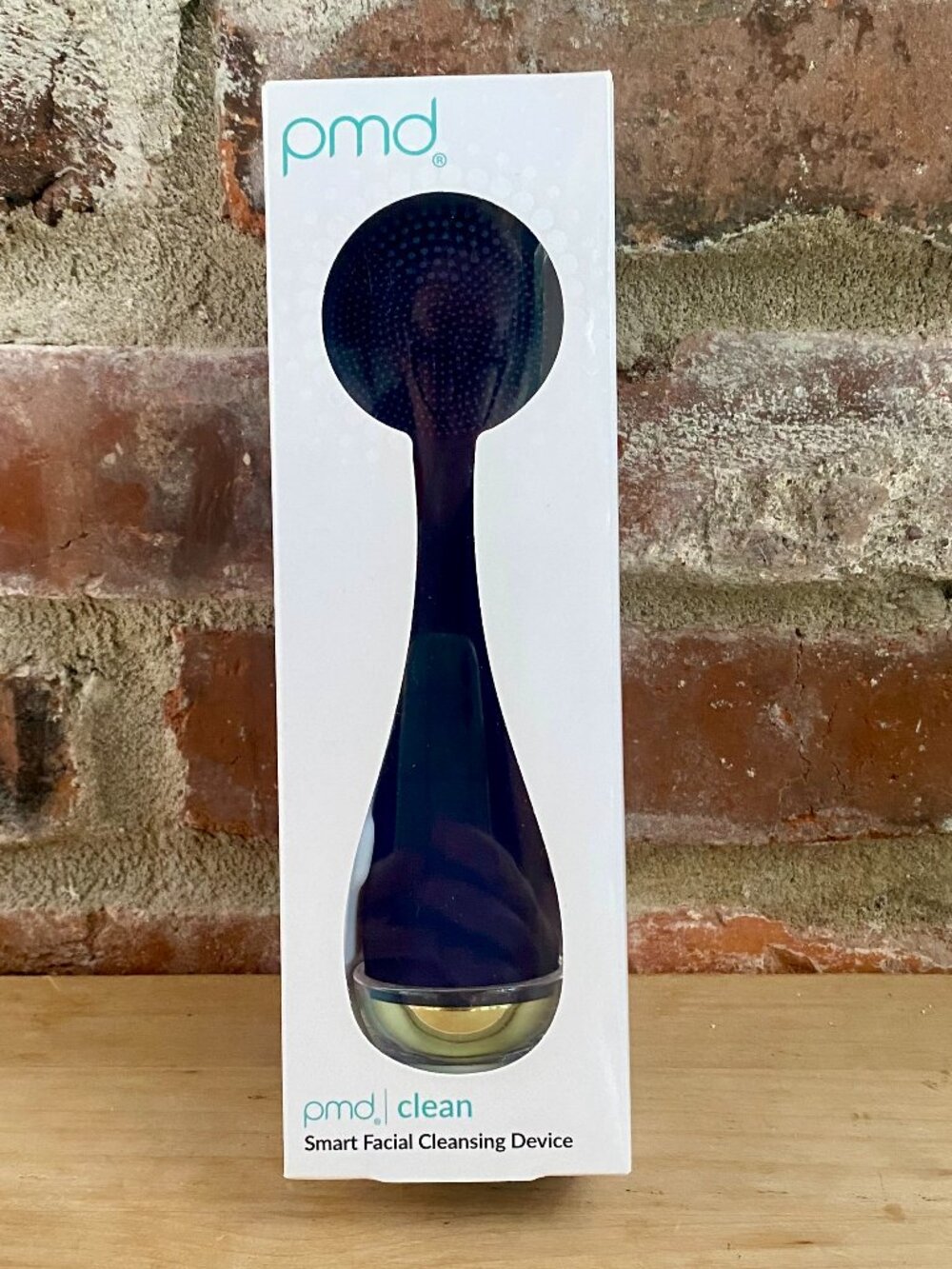 PMD Clean Smart Facial Cleansing Device, Navy/Gold, New in Original Packaging.